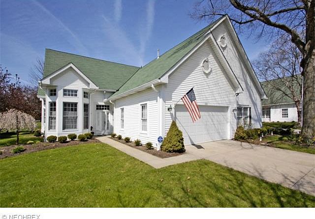 1st image of 111 Greenward Way N