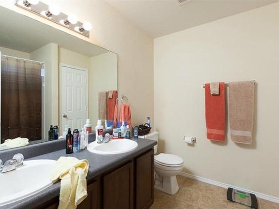 5th image of 113 Camellia Dr