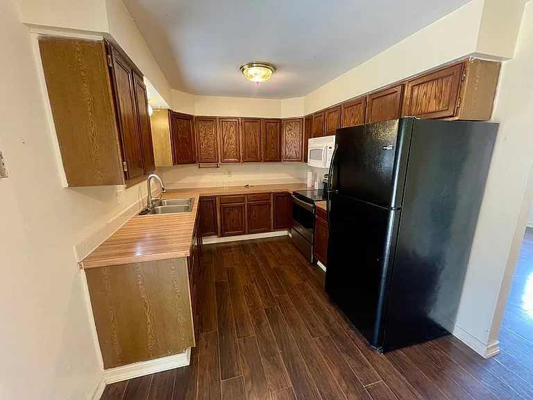 1907 Buena Vista Pl — Photo 6