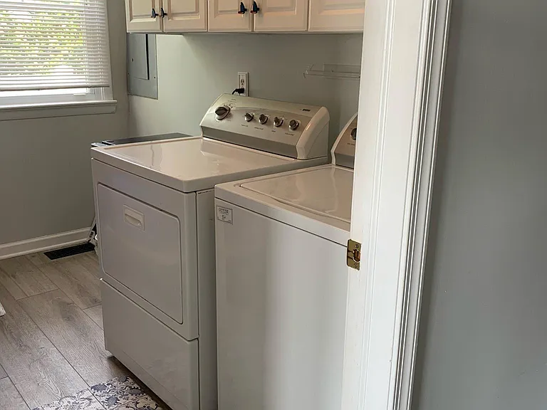 540 W Shore Dr — Photo 8