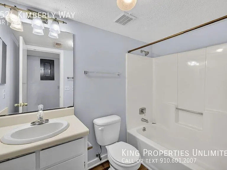 4524 Kimberly Way — Photo 29