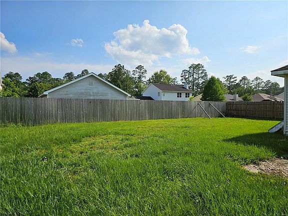 5th image of 3011 Golden Dr