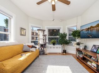 11 Robinson St #1, Somerville, MA 02145