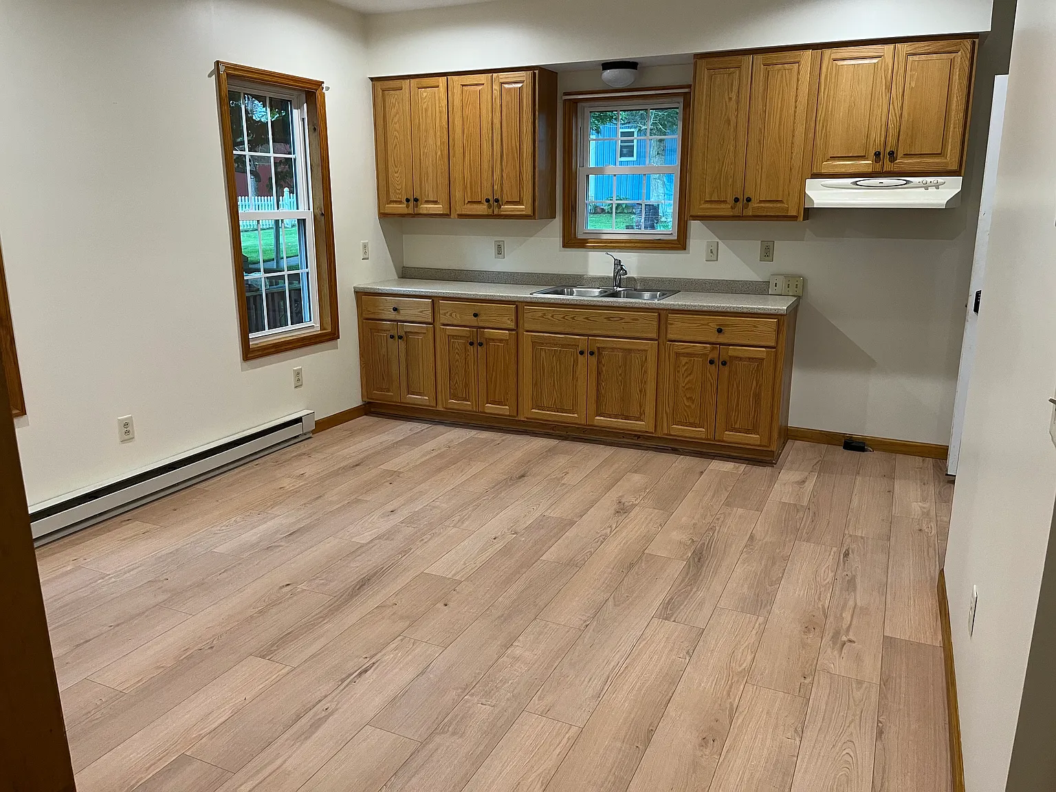 2 bed, 1.5 bath, $950 — Photo 4