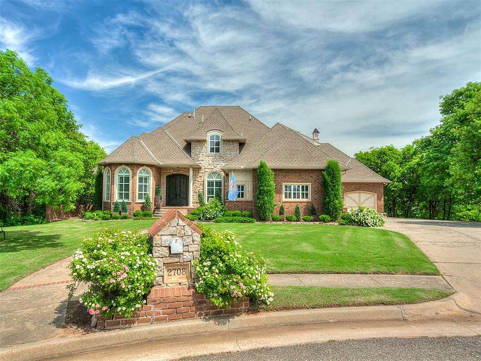 1st image of 2708 Cumberland Dr