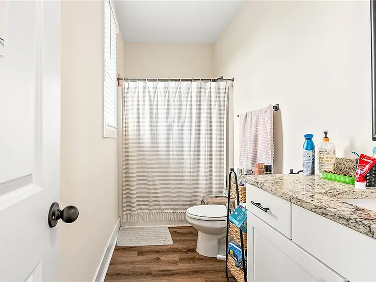 868 Twin Forks Ave #5 — Photo 19
