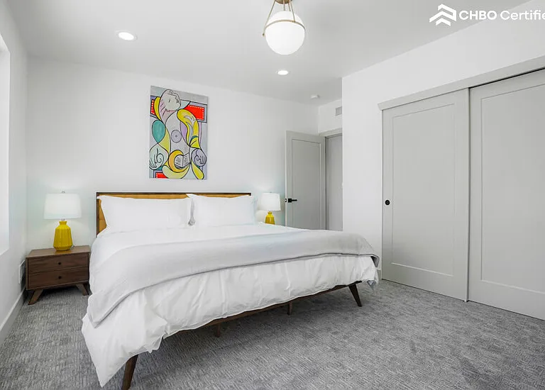 6083 S Sycamore St — Photo 36