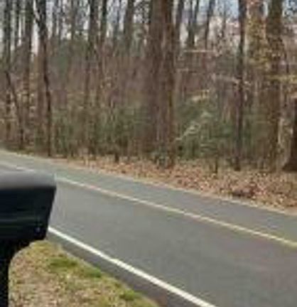 Exterior Neighborhood (street photo)