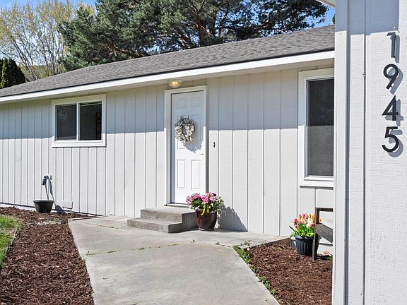 4th image of 1945 Orchard Way