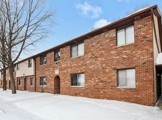 1202 Dean Dr APT 7, Urbana, IL