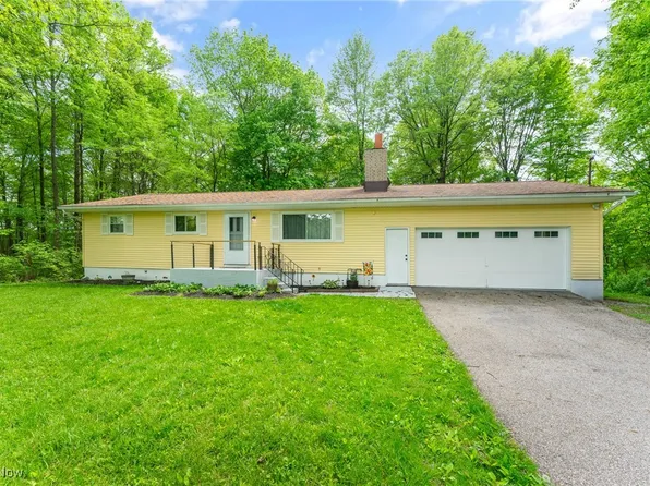 6506 Trumbull Ave, Hubbard, OH 44425