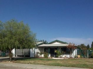 1690 E Lincoln Ave, Reedley, CA 93654