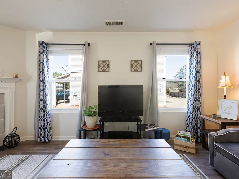45 Chandler Field Dr — Photo 6