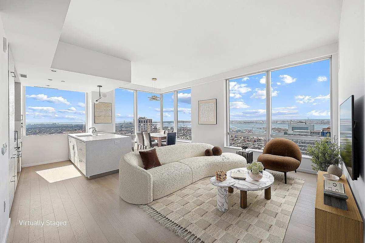 1 City Point APT 63H photo 1