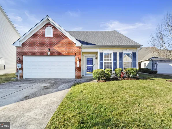9276 Tournament Dr, Delmar, MD 21875