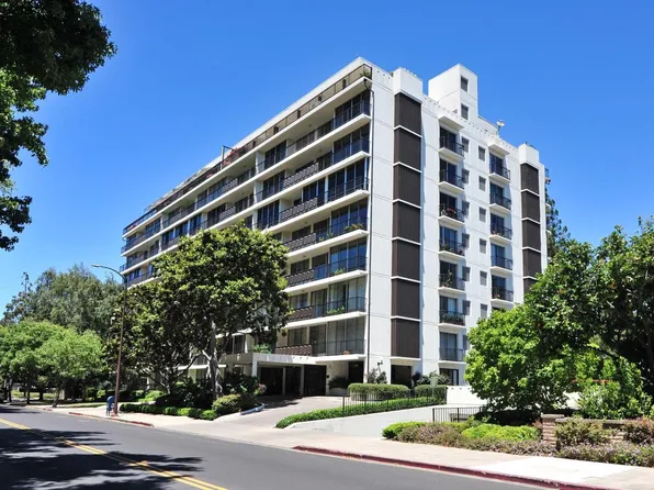 1330 University Dr APT 84, Menlo Park, CA 94025