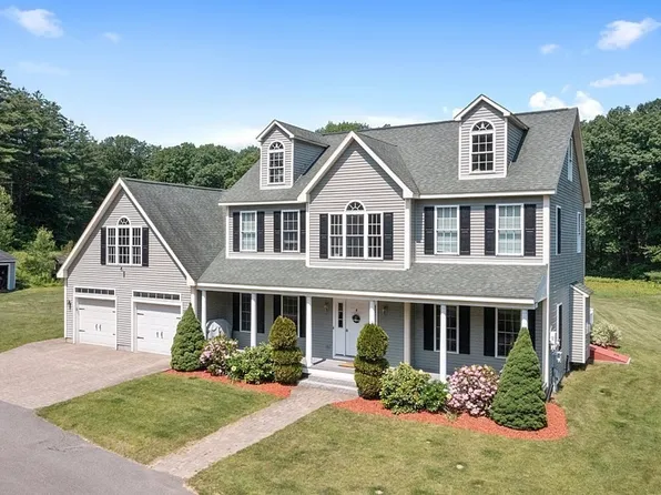 349 Page St, Lunenburg, MA 01462