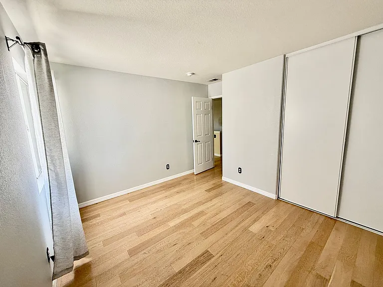 2345 Talbot Cir — Photo 17