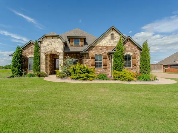 2616 Belle Crossing Dr, Enid, OK 73703