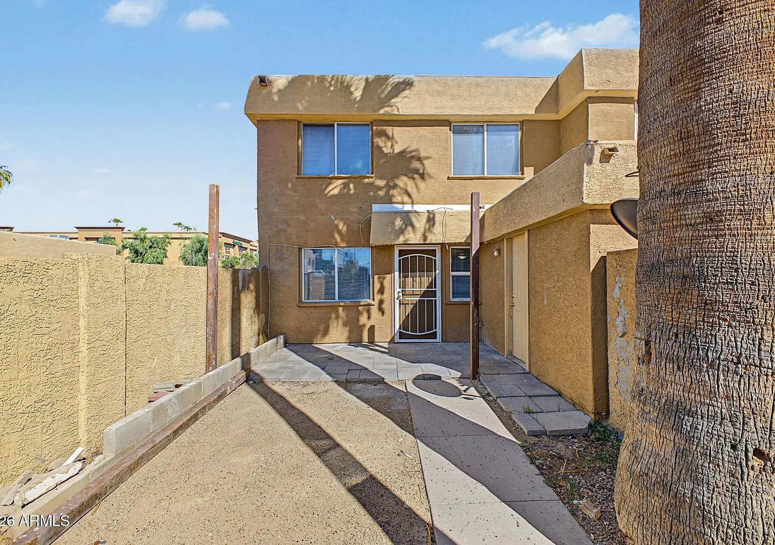 Updated 2 Bed Townhome in Phoenix — Photo 3