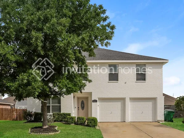 215 Equestrian Dr, Waxahachie, TX 75165