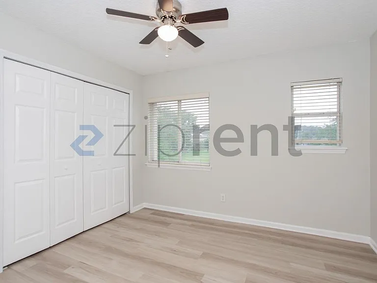 76195 Deerwood Dr — Photo 31