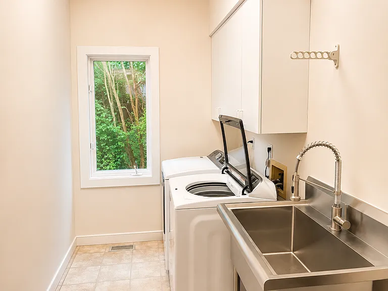 7204 Elizabeth Dr — Photo 8