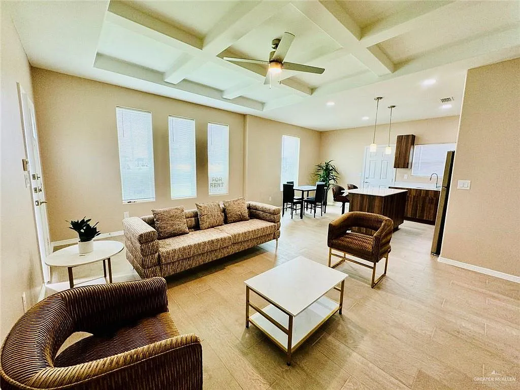 2 bed, 2.0 bath, 1390 sqft, $1,200 — Photo 2