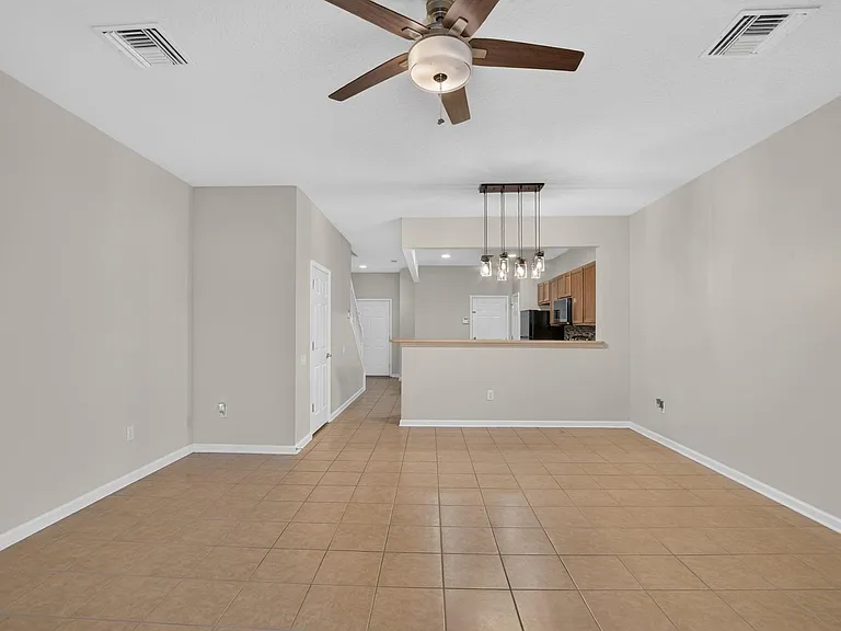 10137 Pink Palmata Ct — Photo 11