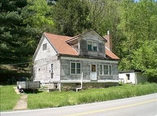 456 Peters Run Rd, Wheeling, WV 26003