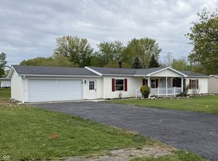 3209 Pebblebrook Dr, Elwood, IN 46036