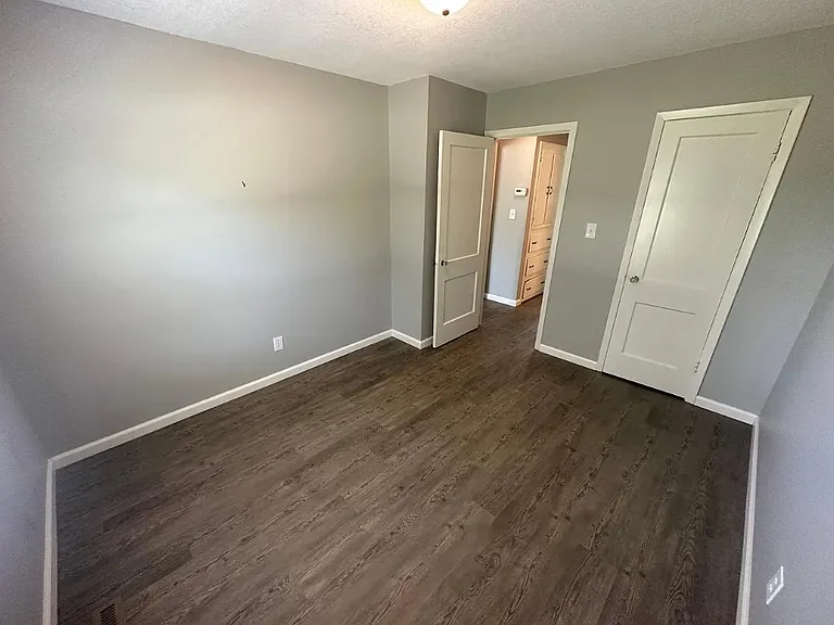 1014 N Illinois St #4 — Photo 9