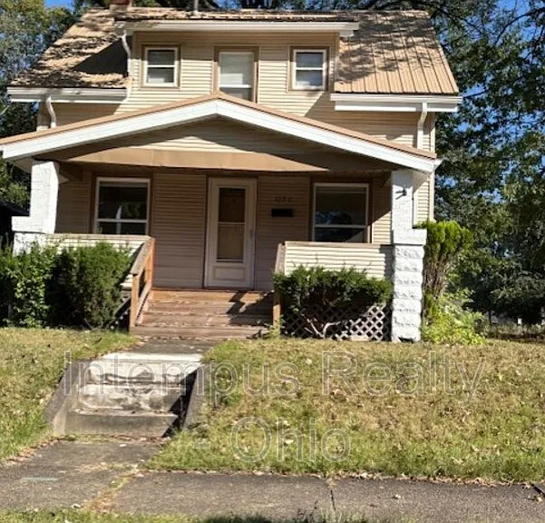 1151 Kenilworth Ave SE — Photo 1