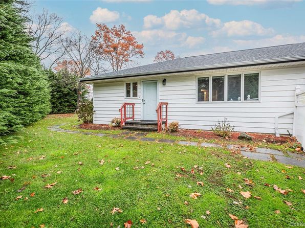 4 Fenway Dr