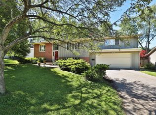 203 W Dublin Granville Rd, Columbus, OH 43085