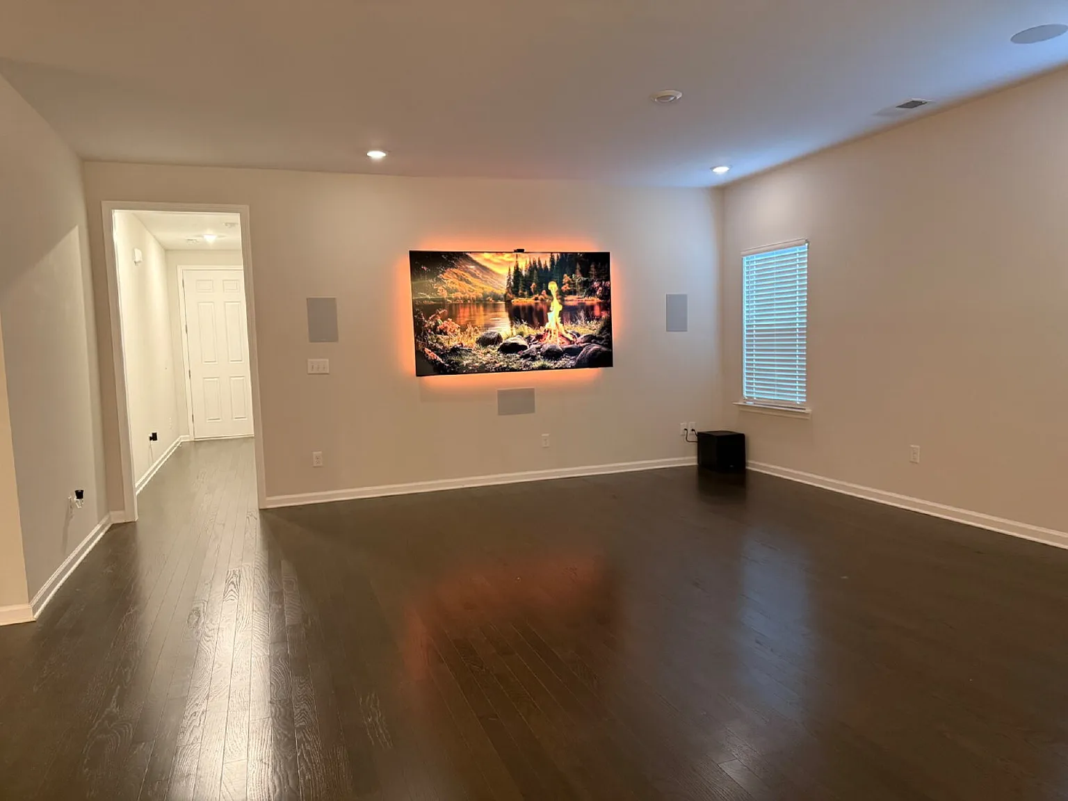 3 bed, 2.5 bath, 1754 sqft, $1,995 — Photo 2
