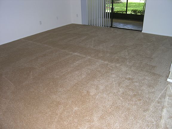 4th image of 2494 Laurelwood Dr APT C