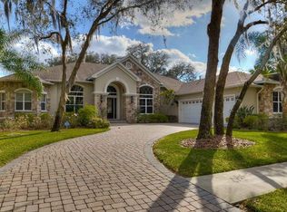 16309 Dunlindale Dr, Lithia, FL 33547