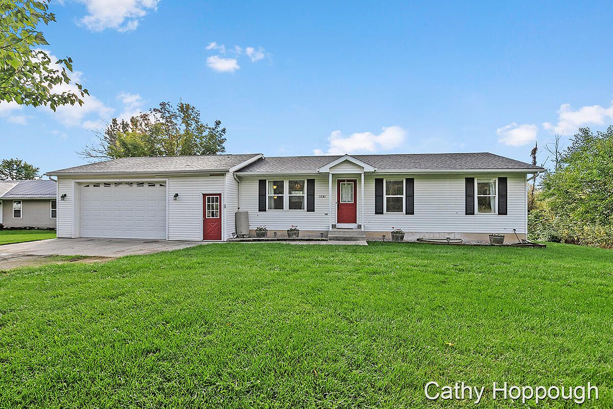 3281 W Bluewater Hwy, Ionia, MI 48846 Zillow