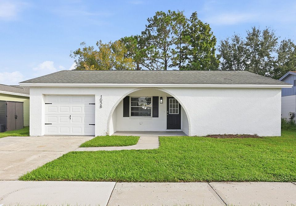 1st image of 1038 Bridlewood Way