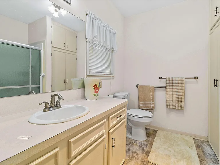 316 N Handley Ave — Photo 15