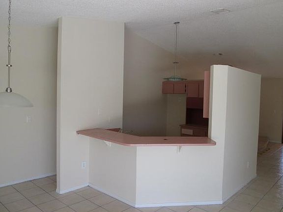 5th image of 17419 SW 115th Ave