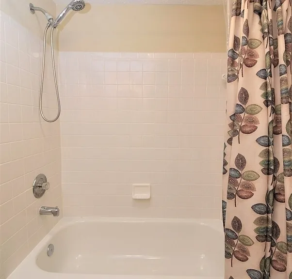626 Jupiter Hills Ct — Photo 16