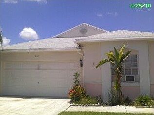 1st image of 218 E Riverbend Dr