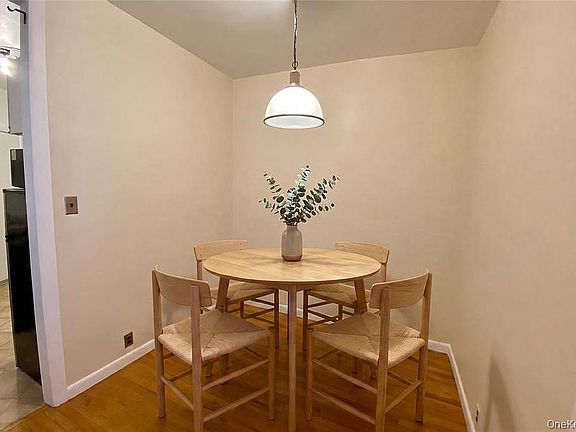 3rd image of 25 Leroy St APT 15