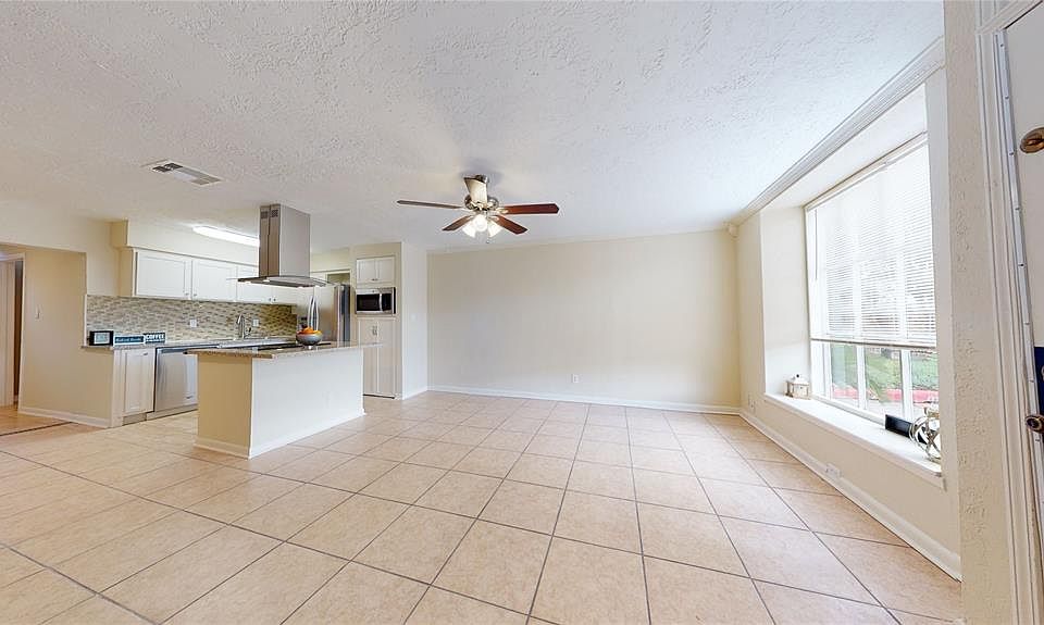 1st image of 2695 Marilee Ln