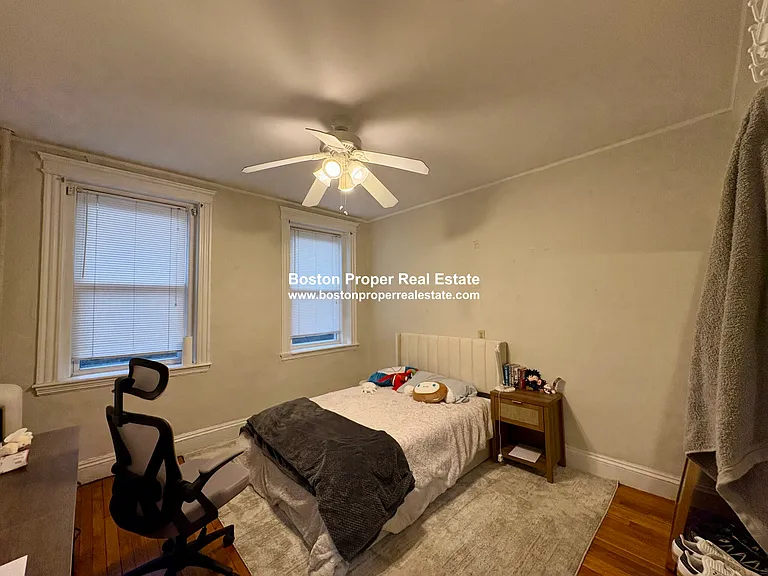 211 Park Dr #5 — Photo 6