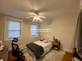 211 Park Dr APT 4, Boston, MA 02215