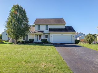 1003 Hard Rock Rd, Webster, NY 14580