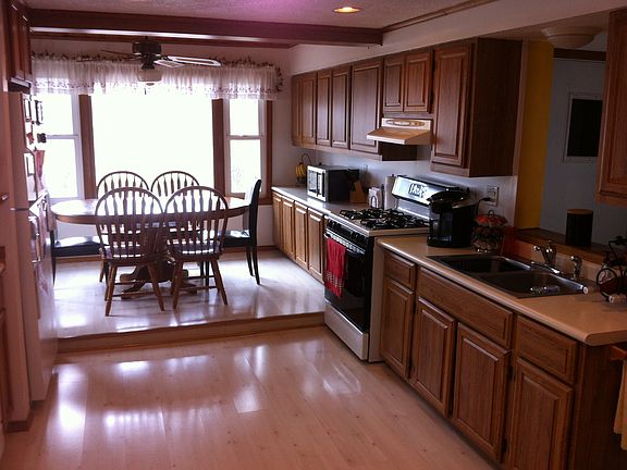 kitchen/dining room